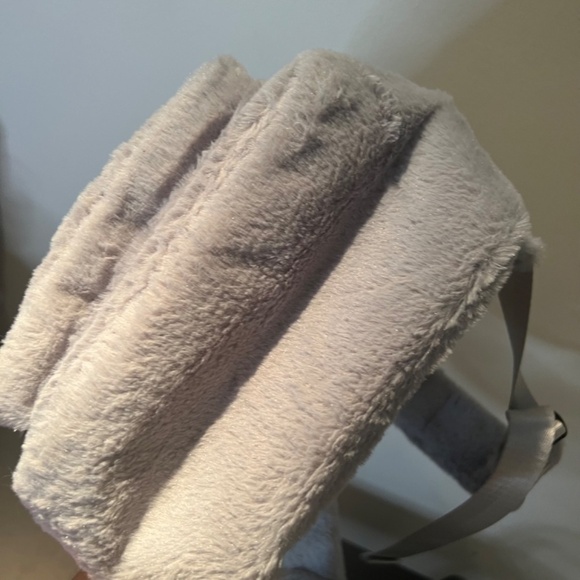 Mini fur back pack grey - Picture 5 of 9